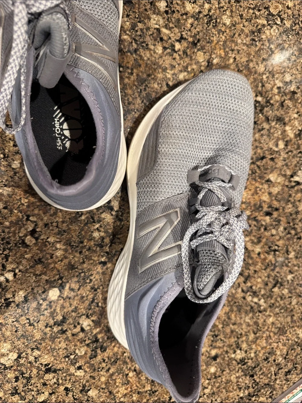 New Balance Men's Gray Athletic Running Sneakers
